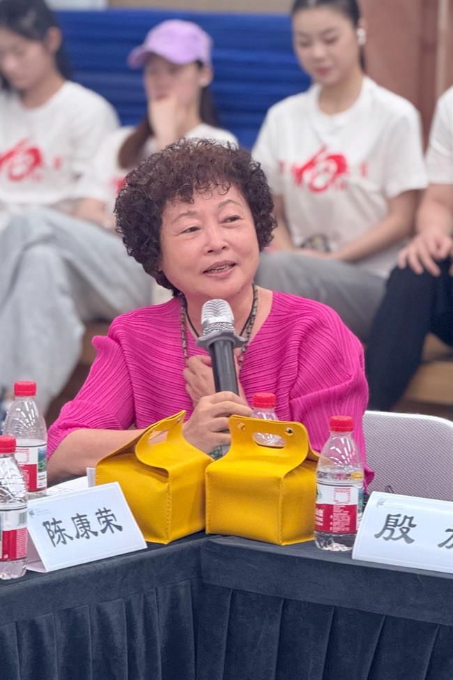 陈春燕.jpg